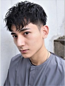 Korean hairstyles for men with curly hair 15 ideas: An exhaustive guide ...