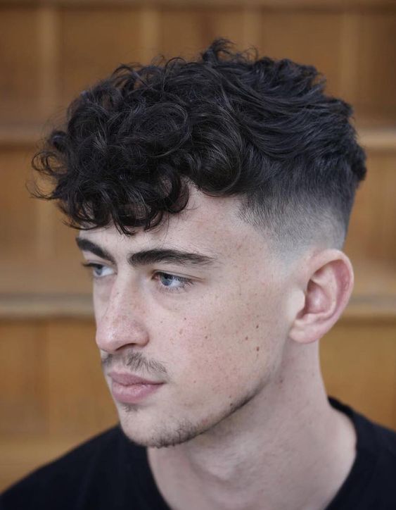 Curly men's hairstyles 2024: 16 trendiest ideas - mens-talk.online