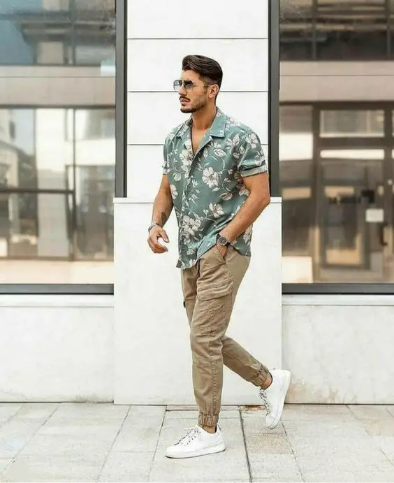 Master Men's Casual Fashion & Grooming Trends for 2024