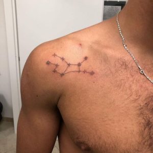 Explore 2024 S Top Minimalist Tattoos For Men With Meaning   6 13 300x300 