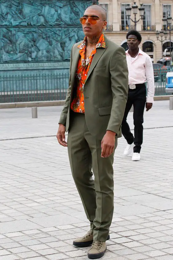 Men's Spring Suits 2024: Wedding & Casual Style Trends