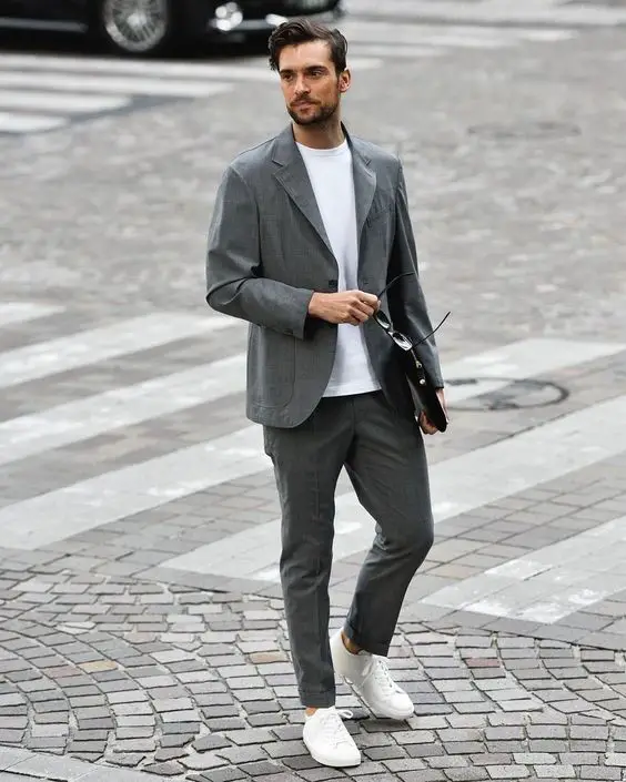 Trending Spring Business Outfits for Men in 2024