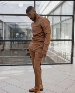 Men's Guide to Brown Outfits: Street Style to Formal Elegance