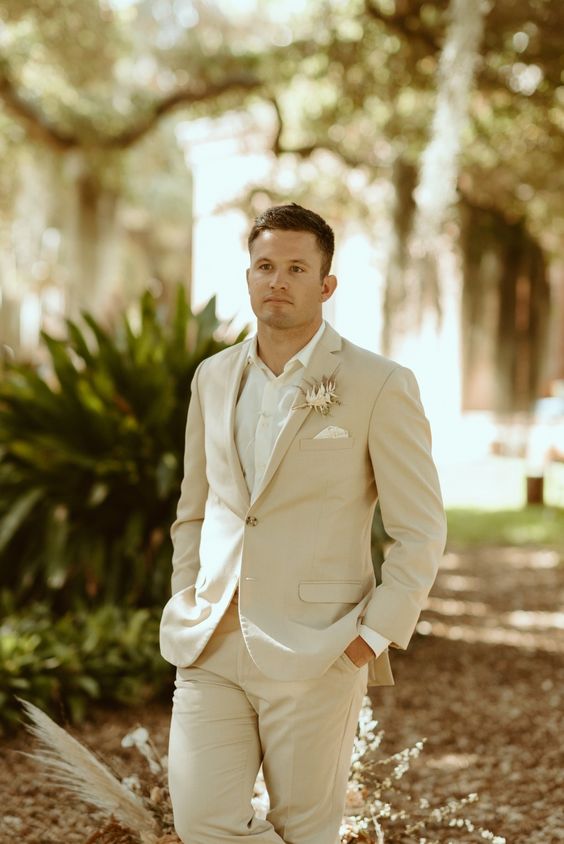 Men's Spring Suits 2024: Trendy Wedding Outfits for Every Groom