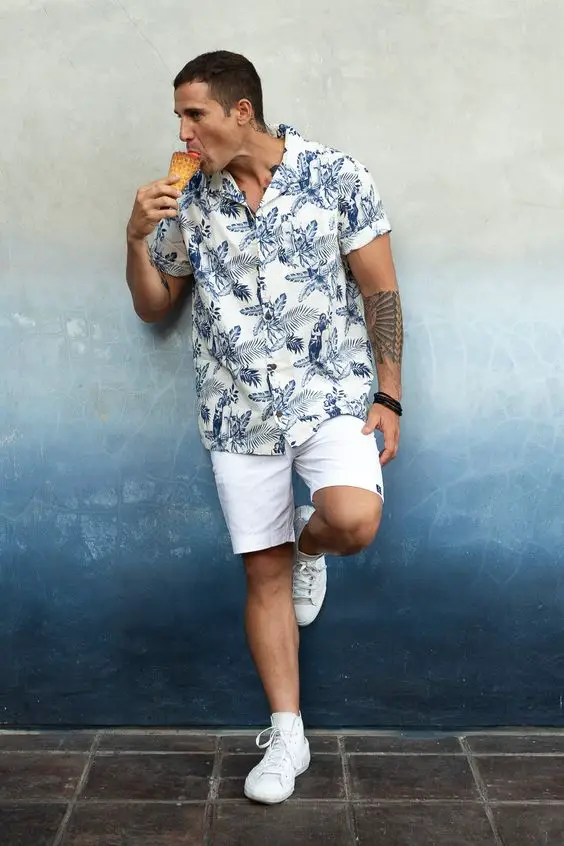 Men's Shorts Outfit Guide 2024: From Streetwear to Formal Summer Looks